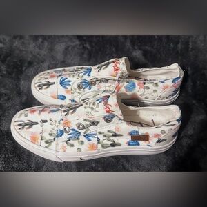 Blowfish Floral Sneakers Size 9 New